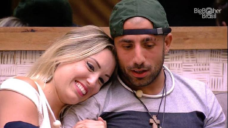 novo-casal?-kaysar-e-jessica-se-aproximam-e-torcida-pede-romance-entre-o-sirio-e-a-personal!