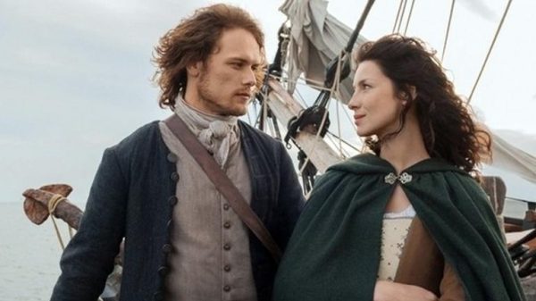 Caitriona Balfe e Sam Heughan, de Outlander (Divulgacão)