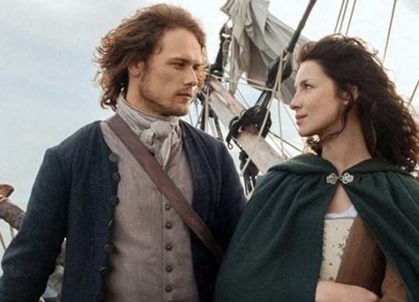 Caitriona Balfe e Sam Heughan, de Outlander (Divulgacão)