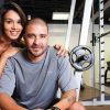 diogo-nogueira-se-exercita-com-a-esposa-personal-trainer,-milena