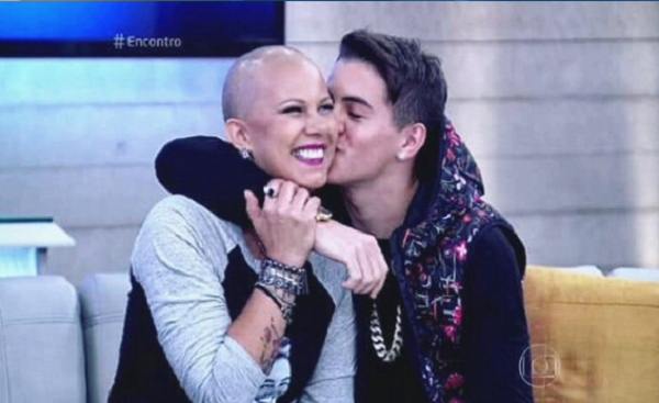 biel-e-a-forca-da-mae-na-luta-dela-contra-o-cancer!