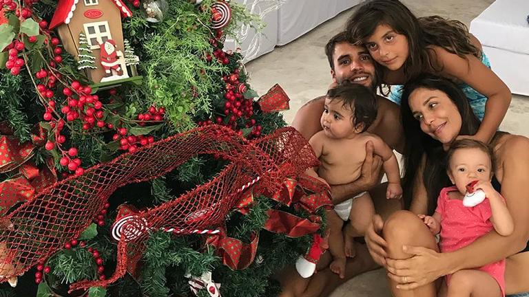 ivete-sangalo-compartilha-lindo-clique-com-marido-e-filhos