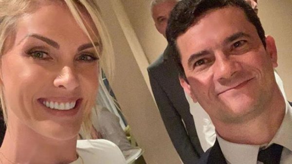 ana-hickmann-posta-foto-com-ministro-sergio-moro-e-rebate-comentarios