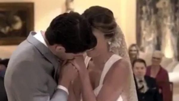 silvio-santos-rouba-a-cena-em-video-do-casamento-de-pato-e-rebeca