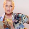 xuxa-tem-post-com-foto-topless-censurado-pelo-instagram