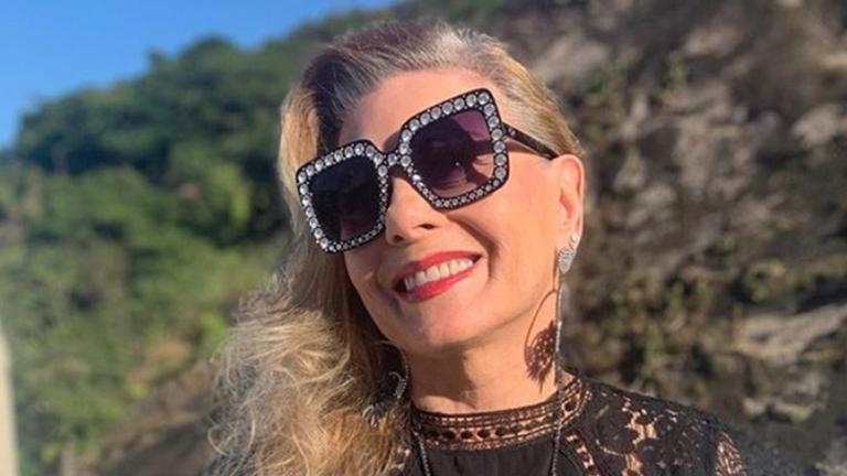 uau,-vera-fischer-faz-espacate-em-foto.-que-forma!