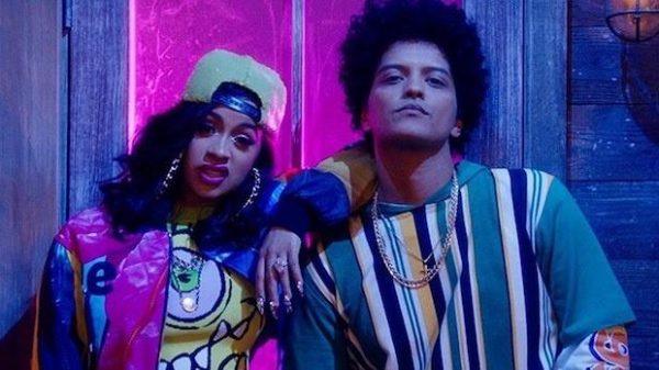 bruno-mars-vai-doar-refeicoes-para-24-mil-pessoas-carentes