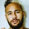 pelo-twitter,-neymar-acusa-zagueiro-de-racismo-e-conivencia-do-juiz