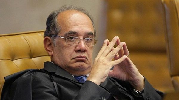 gilmar-mendes-suspende-ordem-de-prisao-contra-queiroz-e-esposa