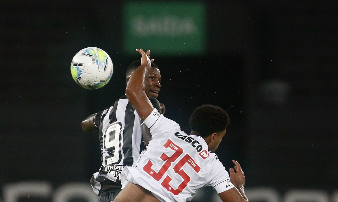 serie-a:-botafogo-e-vasco-fazem-classico-carioca-em-sao-januario