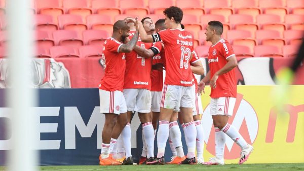 internacional-vence-a-quinta-seguida-e-encosta-no-lider-sao-paulo