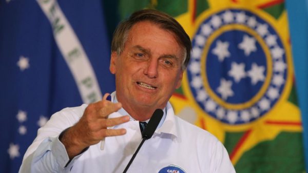 fechamento-nao-e-politica-correta-contra-a-covid-19,-diz-bolsonaro