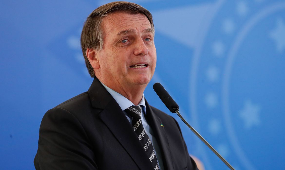 bolsonaro-sanciona-pl-de-apoio-a-estados-e-municipios-endividados 