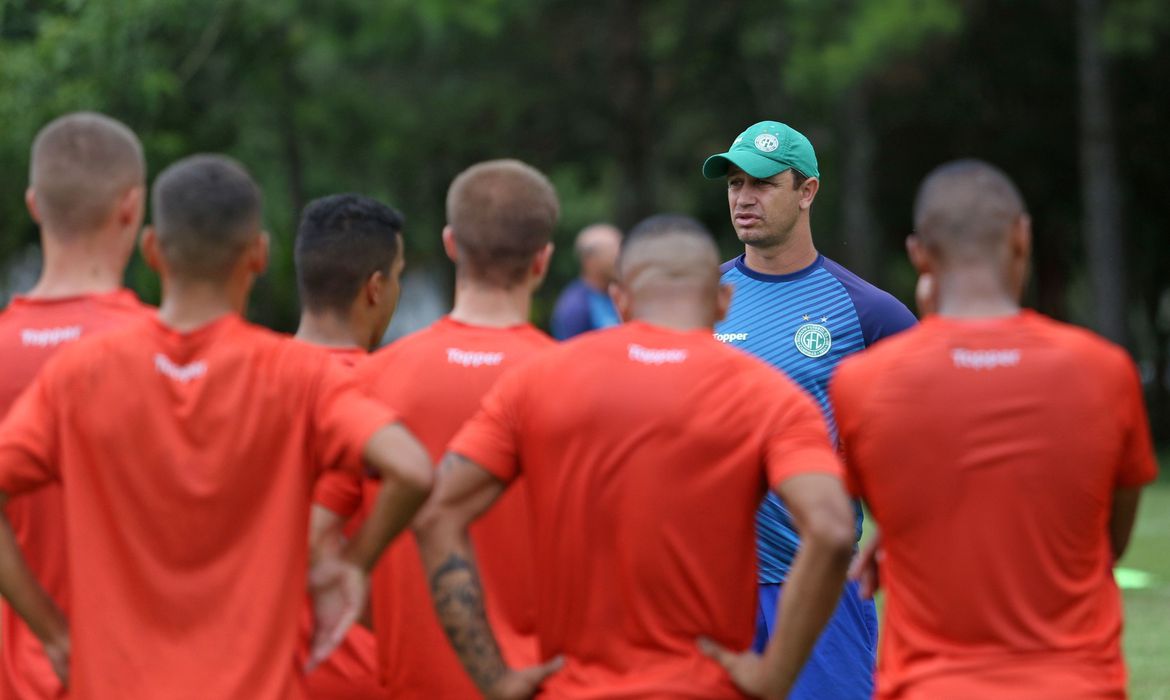 serie-b:-com-17-casos-de-covid-19,-guarani-pede-adiamento-de-jogo