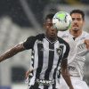 finalista-da-liberta,-santos-duela-com-botafogo-em-crise-no-brasileiro