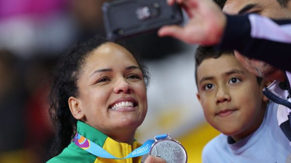 wrestling:-aline-silva-e-primeira-mulher-na-diretoria-de-confederacao