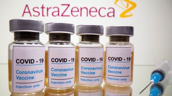 fiocruz:-distribuicao-de-vacinas-pode-ser-um-dia-apos-desembarque