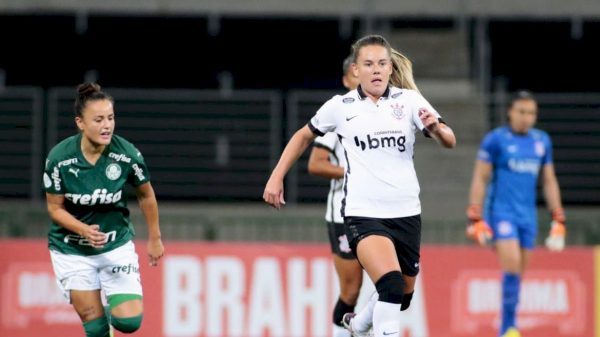 corinthians-renova-com-andressinha-e-outras-20-jogadoras-para-2021