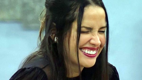 Juliette divertiu internautas e telespectadores no BBB 21 com sua pronúncia em inglês