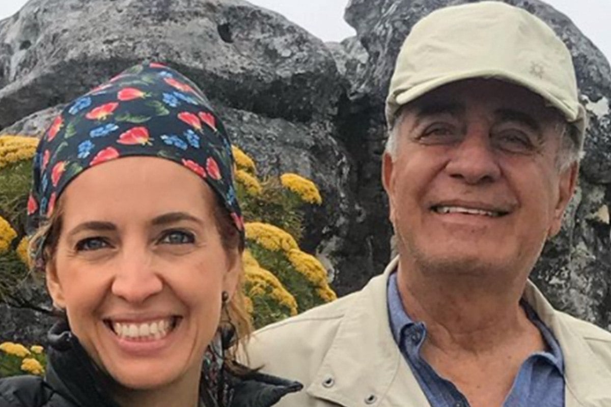 Poliana Abritta lamentou a morte do pai, que morreu de leucemia, nas redes sociais