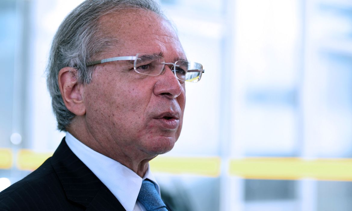 indicacoes-melhoram-entendimento-com-senado,-diz-ministro-da-economia