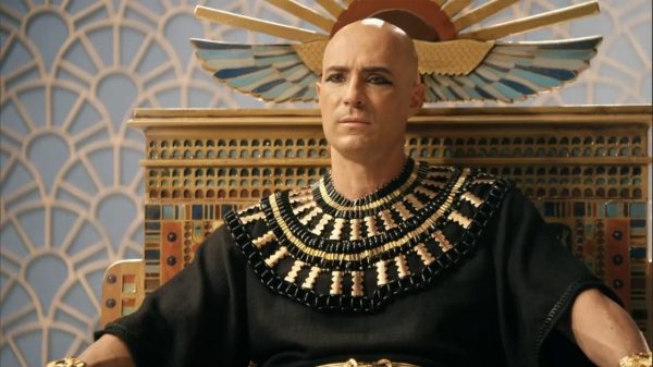 Imagem: Em final de Gênesis, traidor do faraó será descoberto e chocará Egito - Crédito: Record/Reprodução