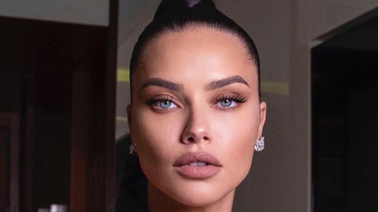 Adriana Lima está grávida de seu terceiro filho (Foto: Reprodução Instagram)