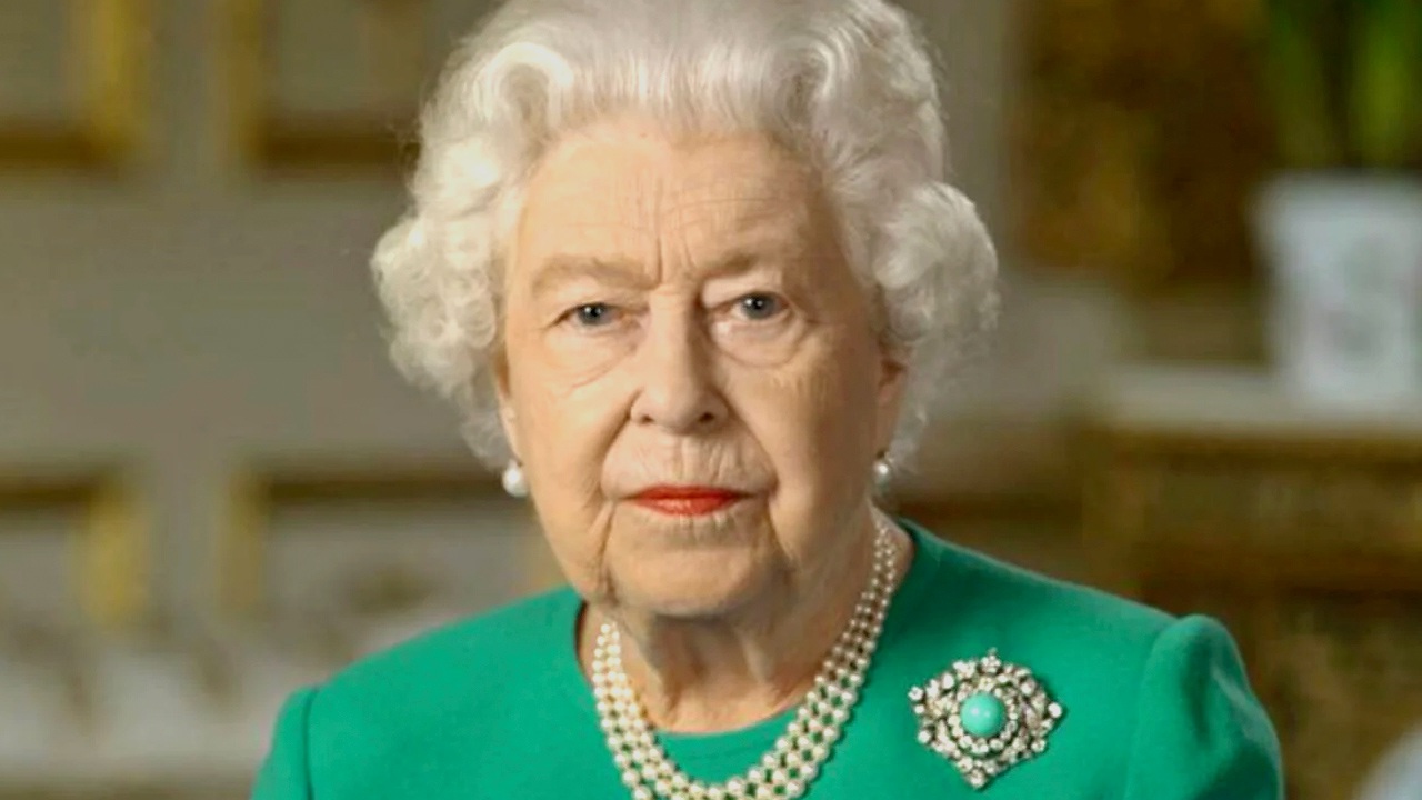 Rainha Elizabeth mandou condolências às vítimas da tragédia em Petrópolis (Foto: Reprodução)