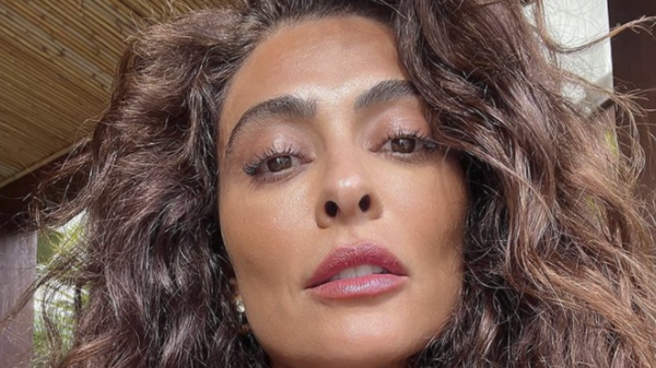 Juliana Paes deixou seguidores encantados em foto conceitual (Foto: Reprodução Instagram)