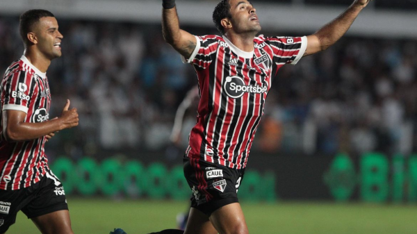 Tricolor vence por 3 a 0 na Vila Belmiro, e Rogério Ceni começa a ter mais tranquilidade (Rubens Chiri/saopaulofc.net)