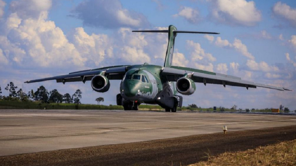 Força Aérea Brasileira envia avião KC-390 Millennium para missão de resgate na Polônia, próxima da região de guerra na Ucrânia (Divulgação/FAB)