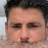 O galã Cauã Raymond publicou que passou domingo na banheira (Instagram)
