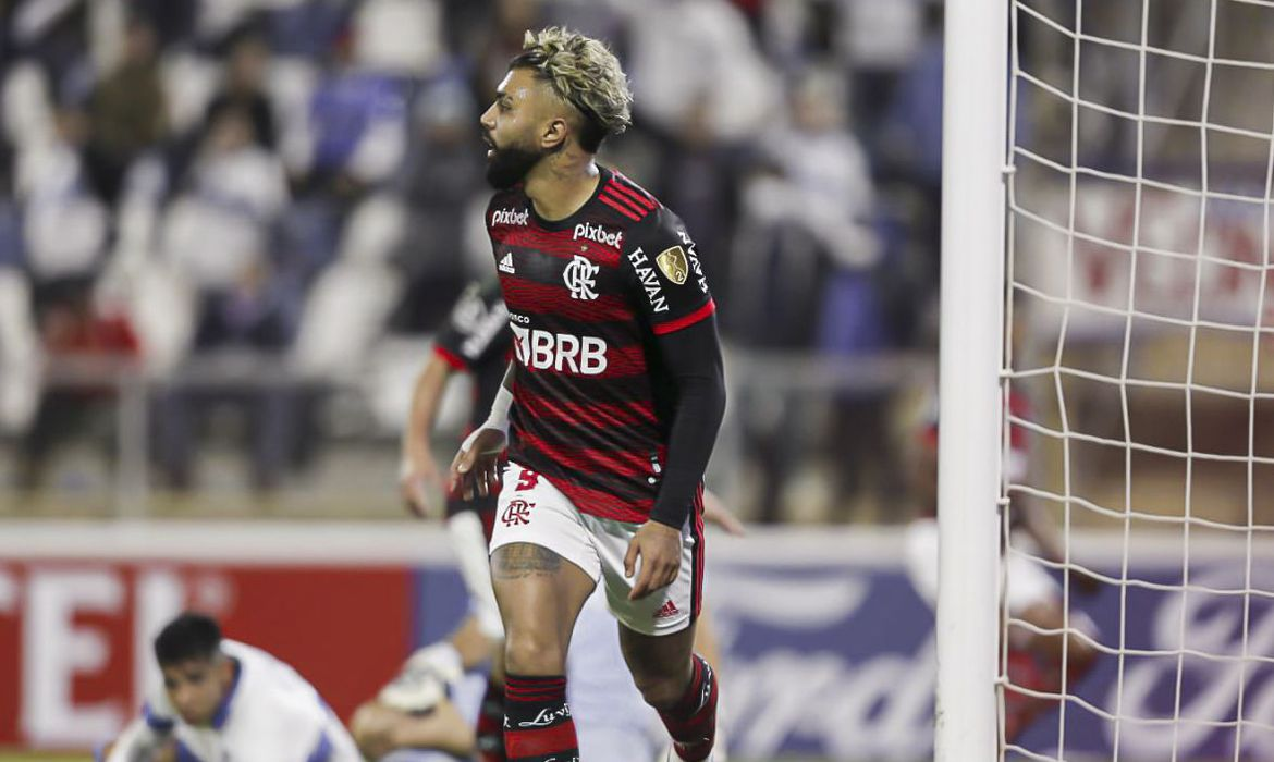 Gabriel brilha e Flamengo derrota Universidad Católica no Chile (CR Flamengo)