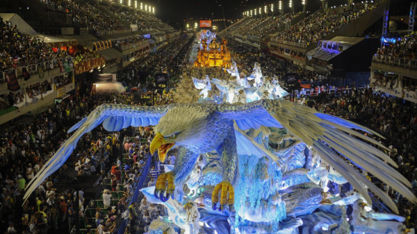 Venda de ingressos para desfile na Sapucaí segue presencial (F.Frazão/Ag.Brasil)