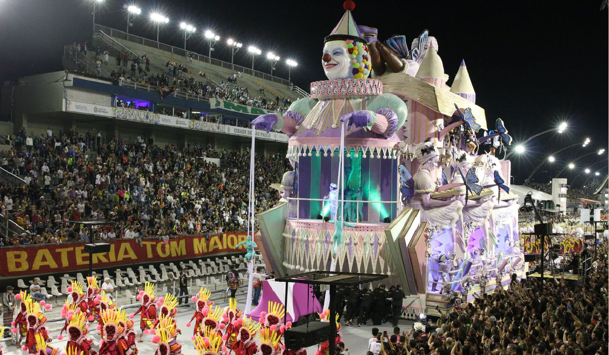 Carnaval paulista teve sucesso público no sambódromo (R.Rosa/EBC)