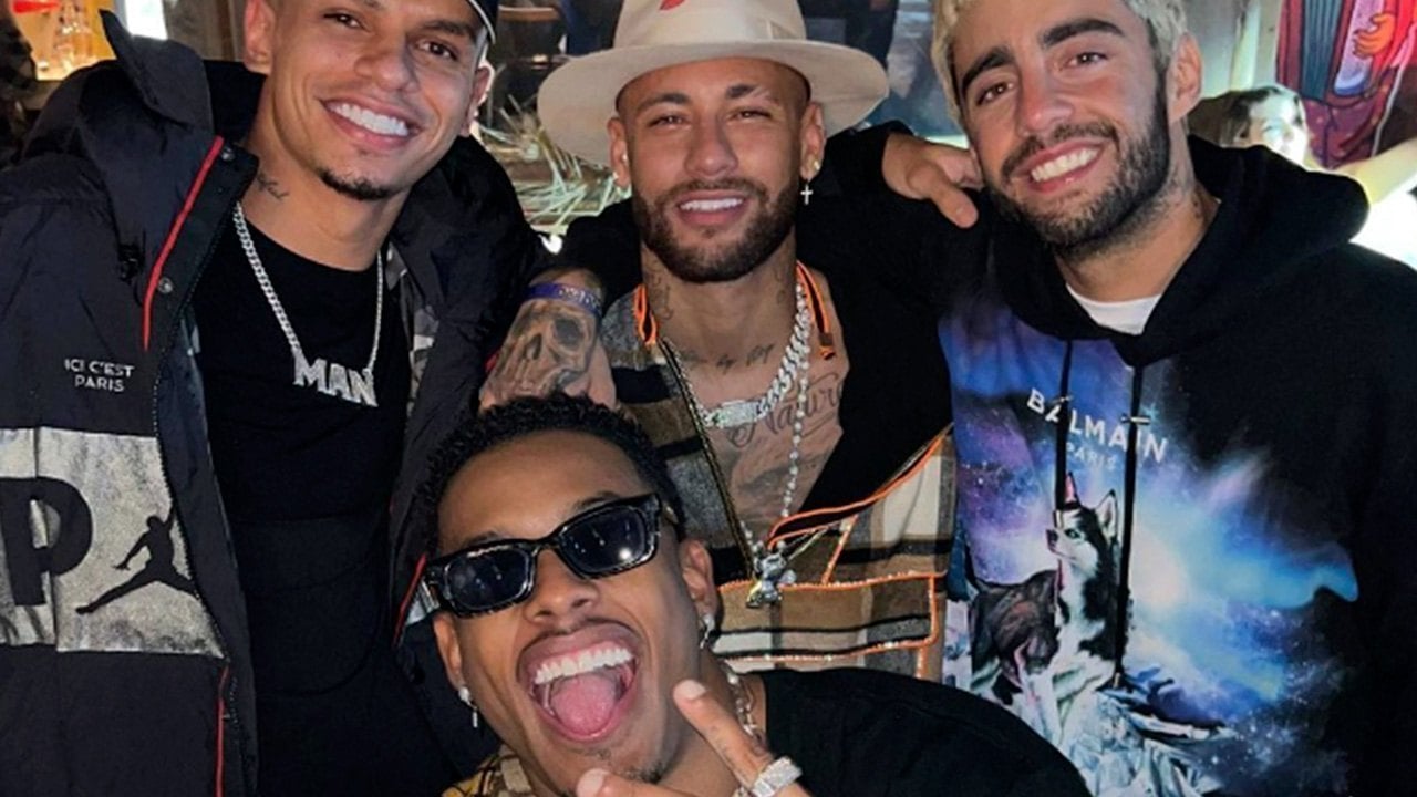 MC Maneirinho, Neymar, Pedro Scooby e PA: "Quarteto Fantástico" (Instagram)