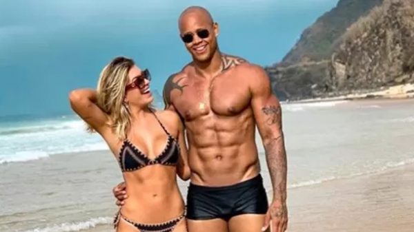 Lorena Improta revelou que usou photoshop em foto com marido Leo Santana (Instagram)