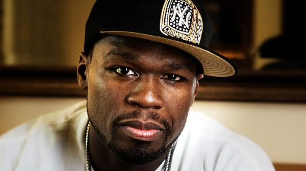 50 Cent é um dos maiores sucessos do rap americano e se apresenta em setembro no Mineirão (Divulgação)