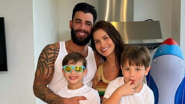 Gusttavo Lima e Andressa Suita em registro da festa em família dos 4 anos de Samuel (Instagram)