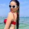 Juliette esbanja beleza direito de Ibiza, a bordo de um biquíni vermelho(Instagram)