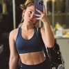 Larissa Manoela arrasa em selfie pós yoga e encanta seguidores (Instagram)