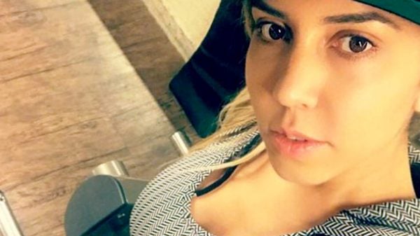 Renata Frisson, a Mulher Melão, sure em selfie sem calcinha e causa nas redes (Instagram)
