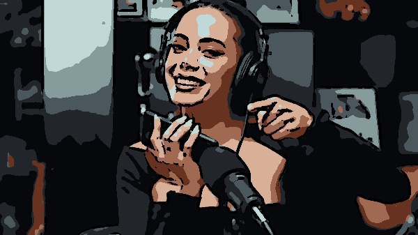 Anitta reproduziu áudio que recebeu de Lula durante participação no podcast "PodDelas" (Reprodução)