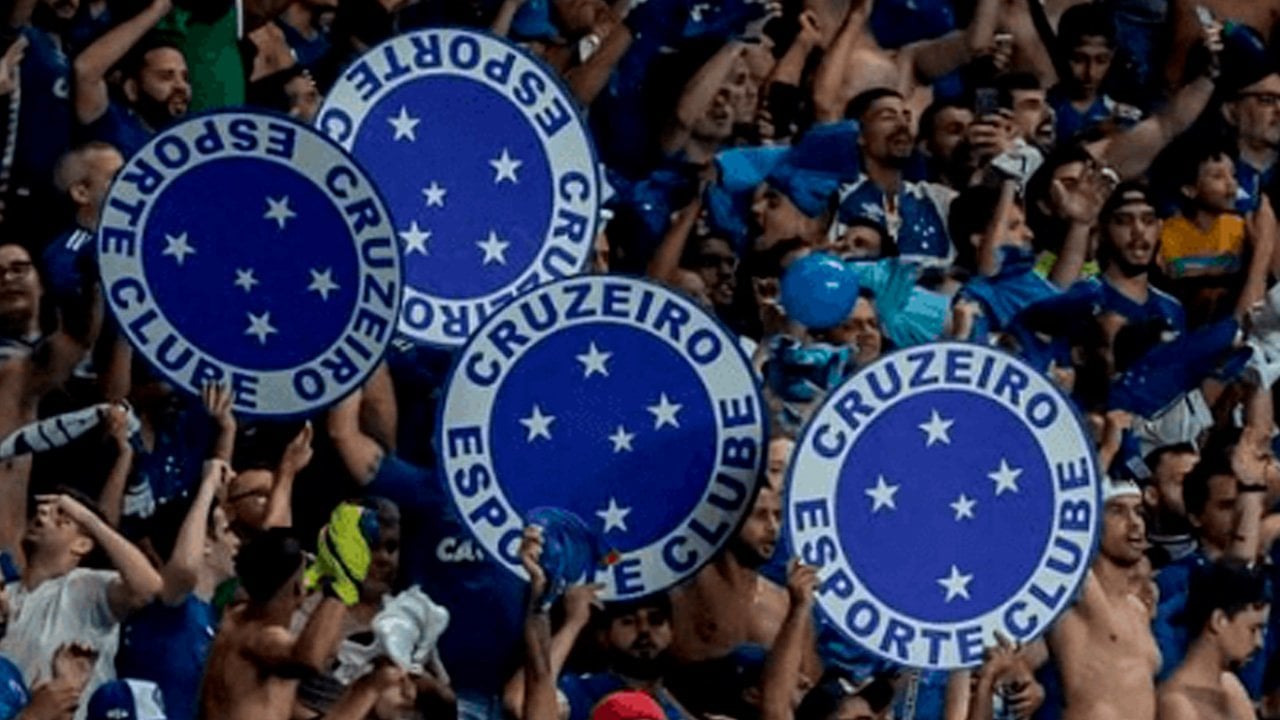 Cruzeiro faz as pazes com a torcida e comemora aceso à série A (Divulgação)