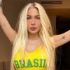 Karoline Lima levantou a torcida brasileira com maiô da seleção (Instagram)