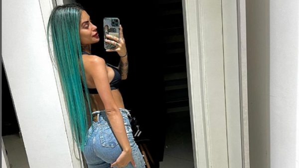 Tati Zaqui esbanja saúde e quase não consegue vestir calça jeans (Instagram)