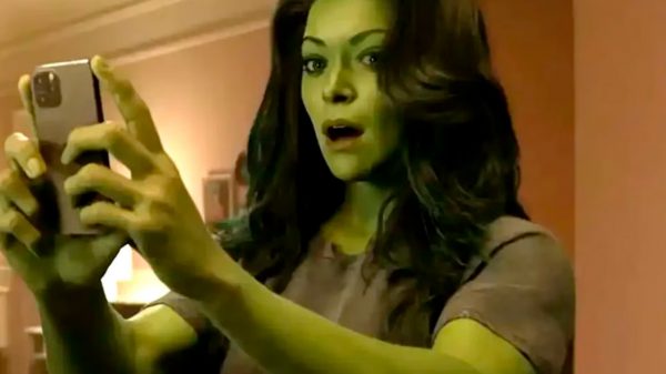 She-Hulk, da Marvel Studios, tem temporada completa disponível no Disney+ (Reprodução)