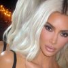 Kim Kardashian lança modelito que divide opiniões nas redes (Instagram)
