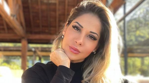 Maíra Cardi surpreende nos stories e mostra corpão em sessão de treino (Instagram)