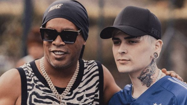 Ronaldinho divulga música em parceria com o cantor argentino Lit Killah (Instagram)